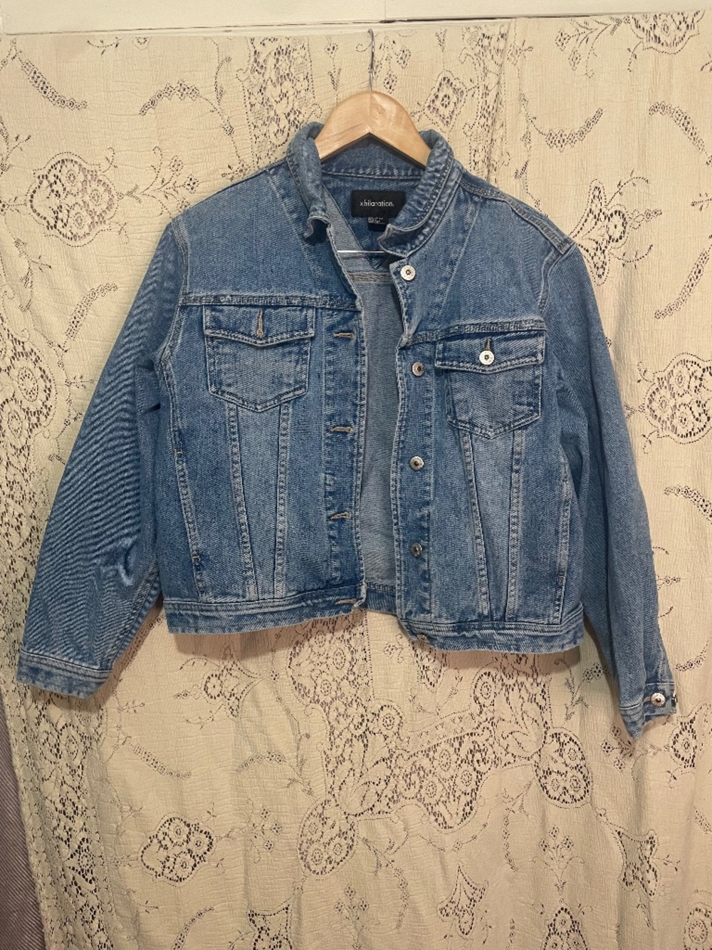 xhilaration: vintage y2k cropped denim jacket